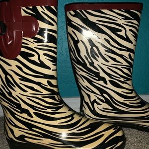 Super cute rain boots!!!